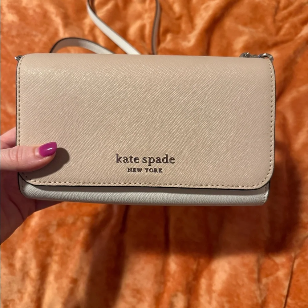 Kate Spade Tan and White Crossbody Bag - Picture 2 of 11